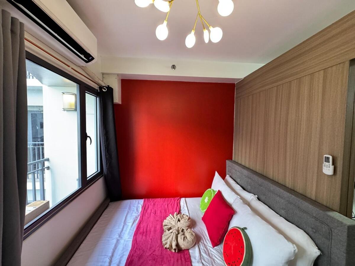 Apartment Watermelon In Shore 2 Residences Near Sm Mall Of & Smx By Prime *